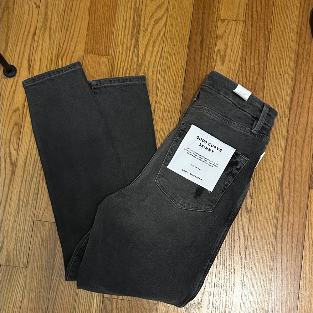 NWT Good American Black/Charcoal Washed Good Curve Skinny Jeans